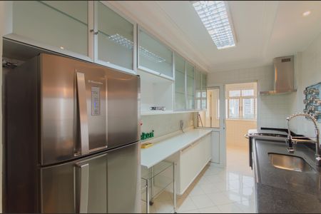 Apartamento à venda com 86m², 2 quartos e 2 vagas Apartamento à venda com 86m², 2 quartos e 2 vagasCozinha
