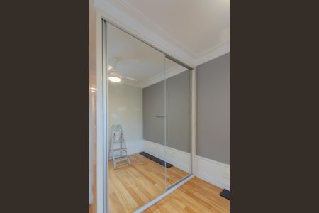 Apartamento à venda com 86m², 2 quartos e 2 vagas Apartamento à venda com 86m², 2 quartos e 2 vagasQuarto