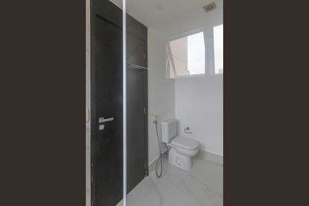 Apartamento para alugar com 154m², 3 quartos e 2 vagas Apartamento para alugar com 154m², 3 quartos e 2 vagasBanheiro da Suíte