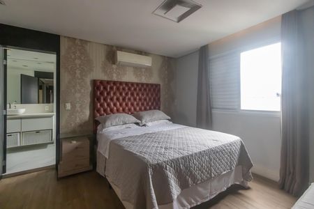 Apartamento para alugar com 154m², 3 quartos e 2 vagas Apartamento para alugar com 154m², 3 quartos e 2 vagasQuarto Suíte