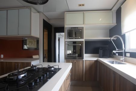Apartamento para alugar com 154m², 3 quartos e 2 vagas Apartamento para alugar com 154m², 3 quartos e 2 vagasCozinha