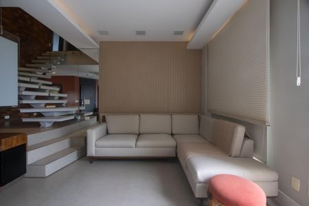 Apartamento para alugar com 154m², 3 quartos e 2 vagas Apartamento para alugar com 154m², 3 quartos e 2 vagasSala