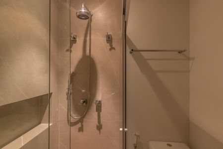 Apartamento para alugar com 154m², 3 quartos e 2 vagas Apartamento para alugar com 154m², 3 quartos e 2 vagasBanheiro Corredor