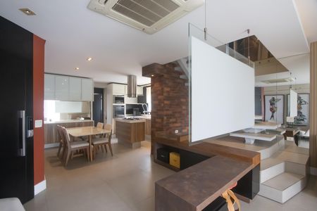 Apartamento para alugar com 154m², 3 quartos e 2 vagas Apartamento para alugar com 154m², 3 quartos e 2 vagasSala