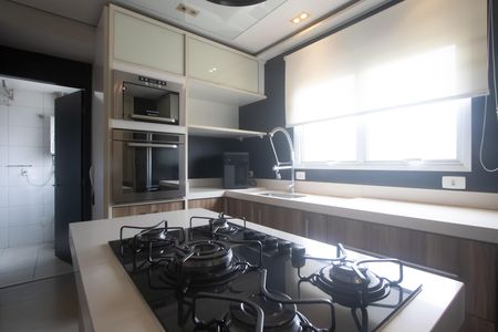 Apartamento para alugar com 154m², 3 quartos e 2 vagas Apartamento para alugar com 154m², 3 quartos e 2 vagasCozinha