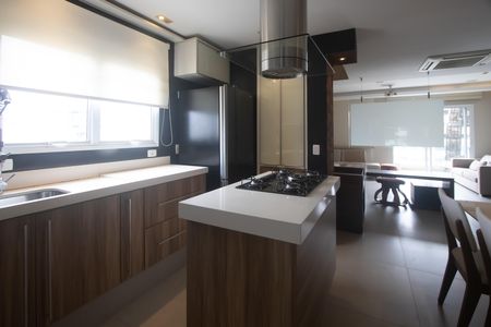 Apartamento para alugar com 154m², 3 quartos e 2 vagas Apartamento para alugar com 154m², 3 quartos e 2 vagasCozinha