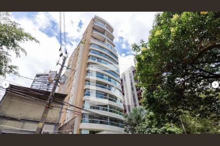 Apartamento para alugar com 154m², 3 quartos e 2 vagas Apartamento para alugar com 154m², 3 quartos e 2 vagasFachada