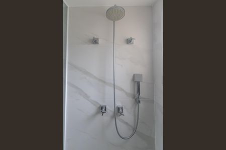 Apartamento para alugar com 154m², 3 quartos e 2 vagas Apartamento para alugar com 154m², 3 quartos e 2 vagasBanheiro da Suíte