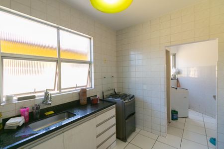 Cozinha de apartamento à venda com 3 quartos, 150m² em Santa Mônica, Belo Horizonte