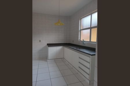 Cozinha de apartamento à venda com 3 quartos, 150m² em Santa Monica, Belo Horizonte