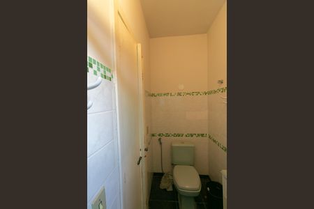 Apartamento à venda com 150m², 3 quartos e 2 vagas Apartamento à venda com 150m², 3 quartos e 2 vagasBanheiro da Suíte