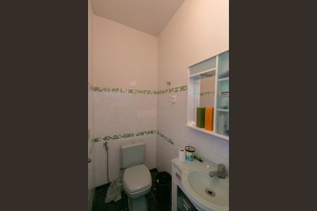 Apartamento à venda com 150m², 3 quartos e 2 vagas Apartamento à venda com 150m², 3 quartos e 2 vagasBanheiro da Suíte