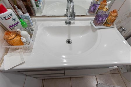 Apartamento para alugar com 58m², 2 quartos e 1 vaga Apartamento para alugar com 58m², 2 quartos e 1 vagaBanheiro