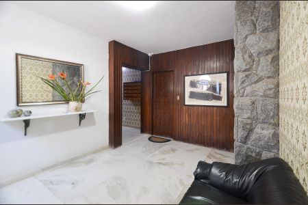 Apartamento à venda com 120m², 3 quartos e 1 vaga Apartamento à venda com 120m², 3 quartos e 1 vagaHall de entrada