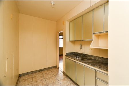 Apartamento à venda com 120m², 3 quartos e 1 vaga Apartamento à venda com 120m², 3 quartos e 1 vagaCozinha