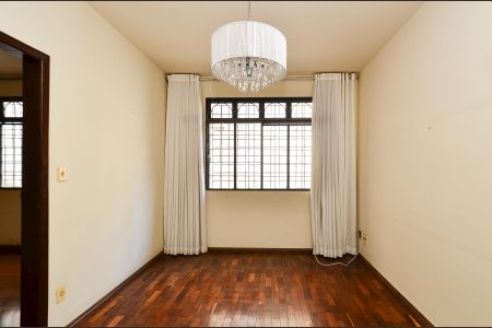 Apartamento à venda com 120m², 3 quartos e 1 vaga Apartamento à venda com 120m², 3 quartos e 1 vagaSala de Jantar
