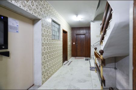 Apartamento à venda com 120m², 3 quartos e 1 vaga Apartamento à venda com 120m², 3 quartos e 1 vagaHall de Entrada