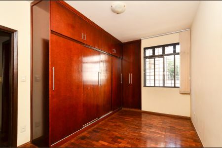 Apartamento à venda com 120m², 3 quartos e 1 vaga Apartamento à venda com 120m², 3 quartos e 1 vagaSuíte