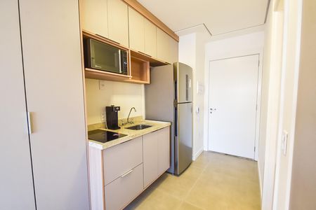 Cozinha de apartamento para alugar com 1 quarto, 27m² em Ipiranga, São Paulo