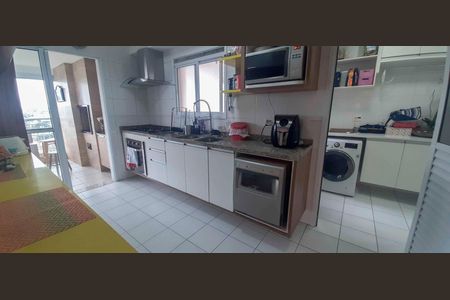 Apartamento à venda com 171m², 3 quartos e 3 vagasCozinha