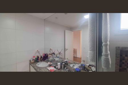 Apartamento à venda com 171m², 3 quartos e 3 vagasBanheiro da Suíte 1