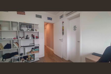 Apartamento à venda com 171m², 3 quartos e 3 vagasSuíte 2