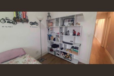 Apartamento à venda com 171m², 3 quartos e 3 vagasSuíte 2