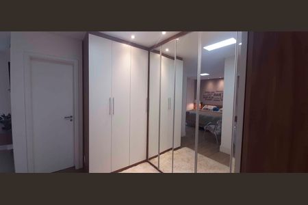 Apartamento à venda com 171m², 3 quartos e 3 vagasSuíte 1