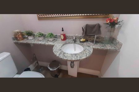 Apartamento à venda com 171m², 3 quartos e 3 vagasLavabo
