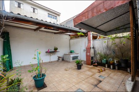 Casa à venda com 210m², 3 quartos e 2 vagasQuintal