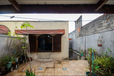 Casa à venda com 210m², 3 quartos e 2 vagasQuintal