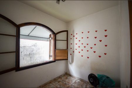 Casa à venda com 210m², 3 quartos e 2 vagasQuarto 2
