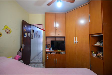 Casa à venda com 210m², 3 quartos e 2 vagasQuarto 3