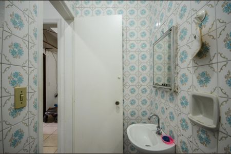 Casa à venda com 210m², 3 quartos e 2 vagasBanheiro de serviço