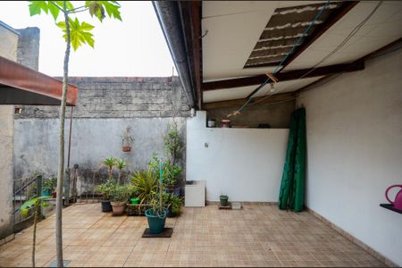 Casa à venda com 210m², 3 quartos e 2 vagasQuintal