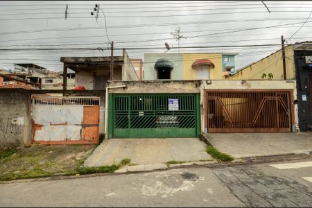 Casa à venda com 210m², 3 quartos e 2 vagasFachada