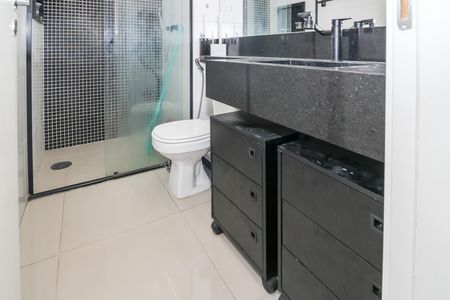 Apartamento à venda com 35m², 1 quarto e 1 vaga Apartamento à venda com 35m², 1 quarto e 1 vagaBanheiro