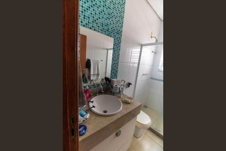 Casa à venda com 70m², 2 quartos e 1 vaga Casa à venda com 70m², 2 quartos e 1 vagaBanheiro Social