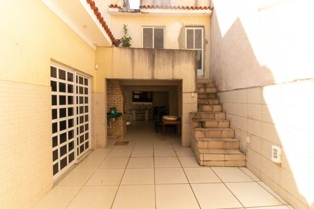 Casa à venda com 70m², 2 quartos e 1 vaga Casa à venda com 70m², 2 quartos e 1 vagaÁrea externa