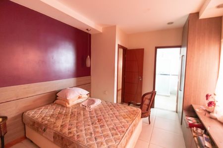 Casa à venda com 70m², 2 quartos e 1 vaga Casa à venda com 70m², 2 quartos e 1 vagaSuíte