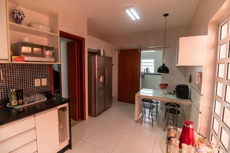 Casa à venda com 70m², 2 quartos e 1 vaga Casa à venda com 70m², 2 quartos e 1 vagaCozinha