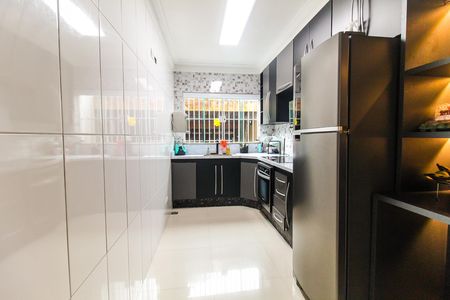 Casa para alugar com 200m², 3 quartos e 2 vagasCozinha