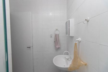 Apartamento para alugar com 55m², 2 quartos e 1 vaga Apartamento para alugar com 55m², 2 quartos e 1 vagaBanheiro