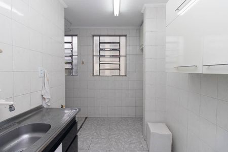 Apartamento para alugar com 55m², 2 quartos e 1 vaga Apartamento para alugar com 55m², 2 quartos e 1 vagaCozinha e Área de Serviço