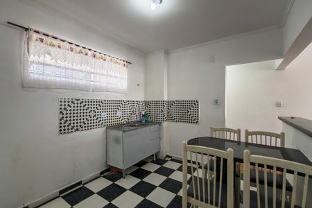 Apartamento para alugar com 100m², 2 quartos e sem vagaCozinha 