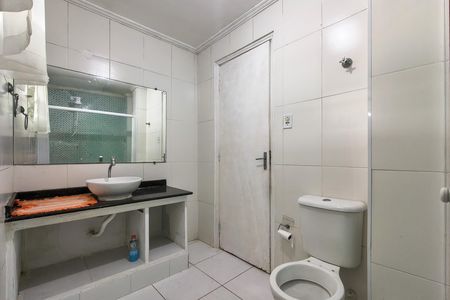 Apartamento para alugar com 100m², 2 quartos e sem vagaBanheiro 