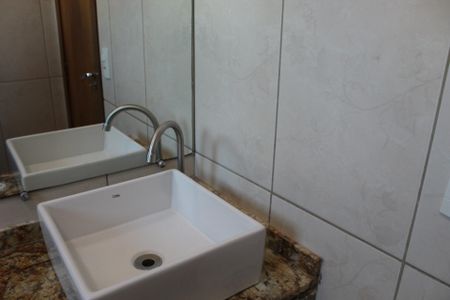 Casa para alugar com 90m², 3 quartos e sem vaga Casa para alugar com 90m², 3 quartos e sem vagaBanheiro