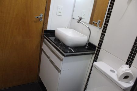 Casa para alugar com 90m², 3 quartos e sem vaga Casa para alugar com 90m², 3 quartos e sem vagaBanheiro
