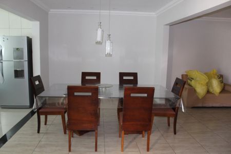 Sala de casa para alugar com 3 quartos, 90m² em Coracao de Jesus, Belo Horizonte