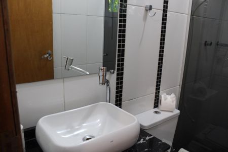 Casa para alugar com 90m², 3 quartos e sem vaga Casa para alugar com 90m², 3 quartos e sem vagaBanheiro